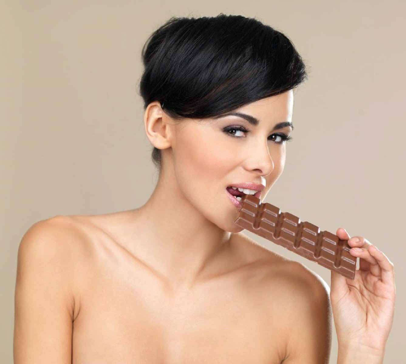 -7 кг в неделю! Диетолог рассказал о пользе шоколадной диеты