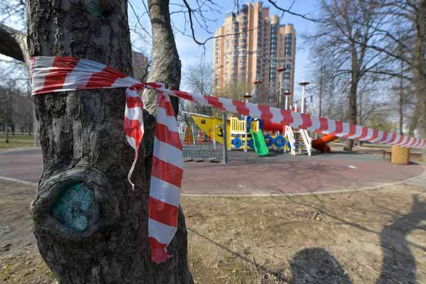 Парки и детские площадки в столице закрыты