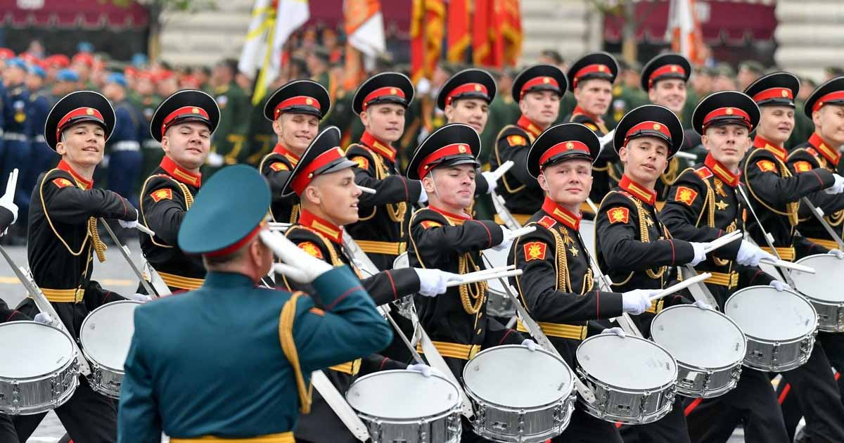 Владимир Путин перенес парад в честь 75-летия Победы