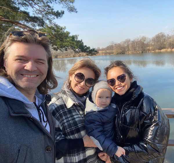 Дмитрий Маликов с семьей
