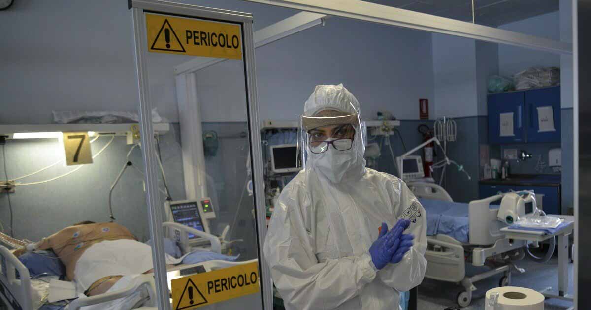 Ученые предсказали, когда эпидемия коронавируса закончится в России