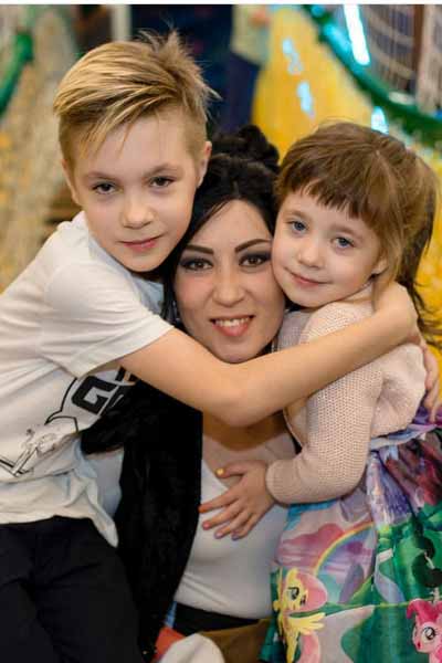 Дарья Воскобоева разрывается между работой и детьми