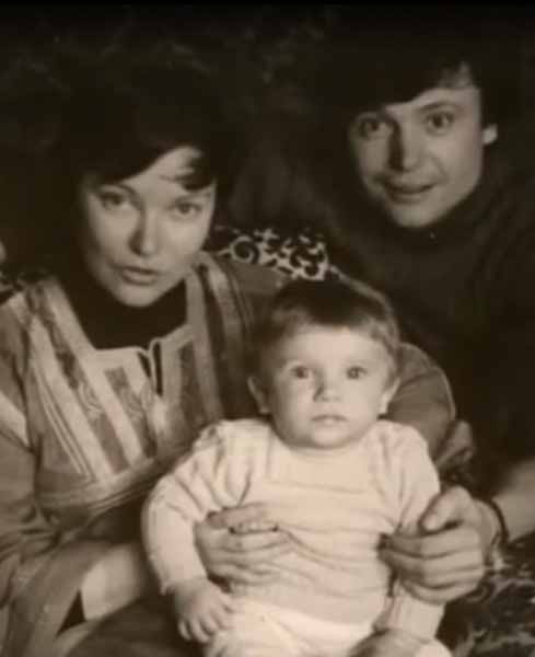 Токарев с женой и сыном Степаном