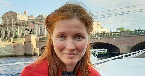 15-летний сын актрисы Юлии Дробот скончался в Москве, упав с балкона