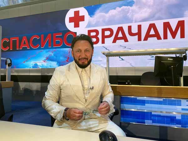 Стас Михайлов поблагодарил врачей 