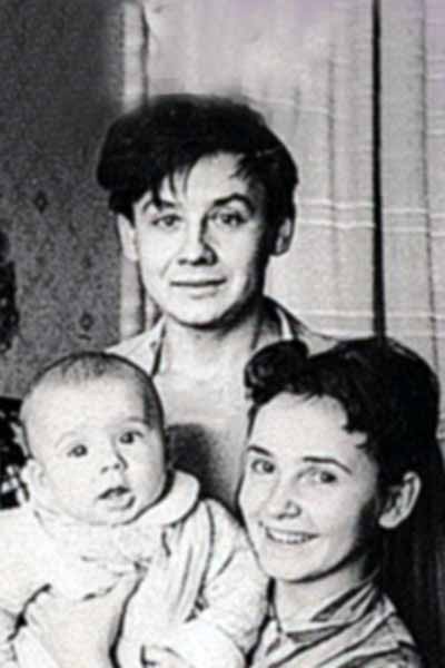 Антон Табаков родился в семье актеров