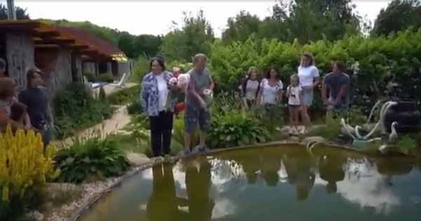 Лариса Гузеева осмотрела семейные дачи Лариса Гузеева осмотрела семейные дачи