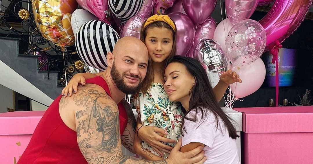 Оксана Самойлова на день рождения дочери оделась как Чудо-Женщина