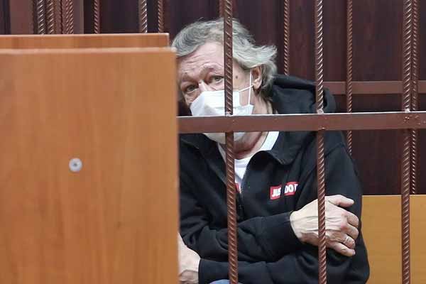 Ефремову грозит до 12 лет тюрьмы