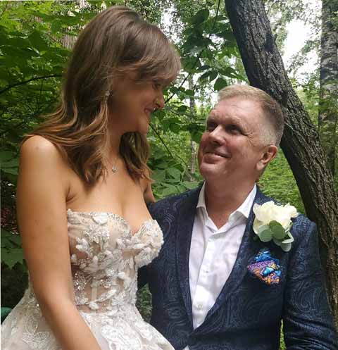 Андрей Колесников с невестой