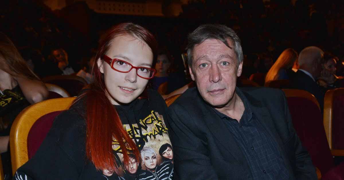 «Наконец-то, Господи!»: Дочь Михаила Ефремова об отказе актера от адвоката