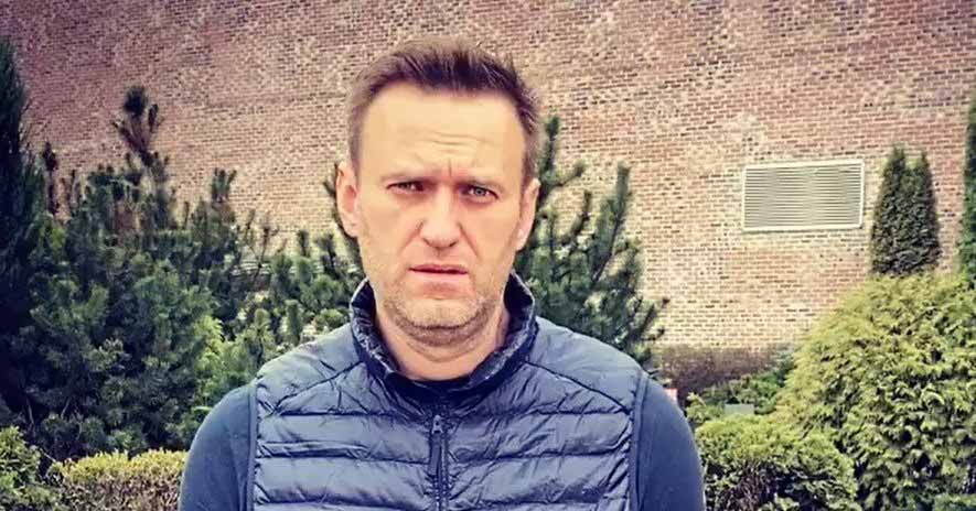 Немецкие врачи: «Состояние Алексея Навального стабильно тяжелое.  Он в коме «