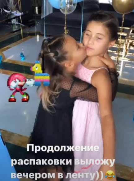 Именинницу ждет море подарков Именинницу ждет море подарков