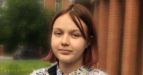 Дарья Суднишникова, забеременевшая в 13 лет, крестила дочь