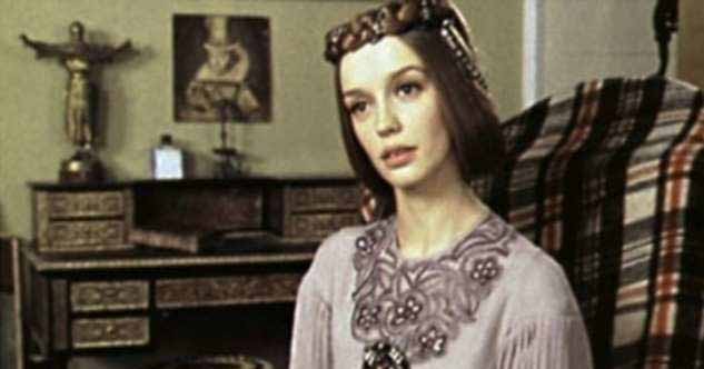 Как сейчас выглядит Наталья Трубникова — принцесса Мелисент из фильма «31 июня».