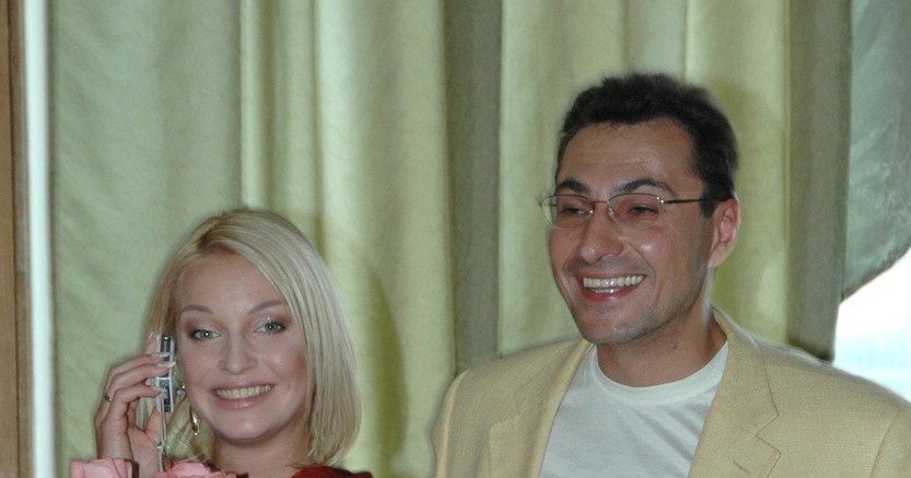 Бывший муж Анастасии Волочковой женился на телеведущей