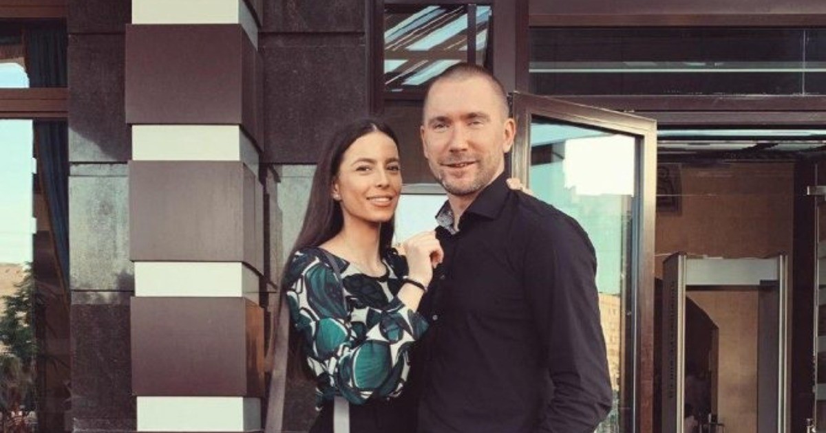 Олег Винник развелся с женой