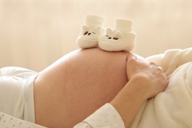 Юной сибирячке все девять месяцев удавалось скрывать беременность от родственников.
