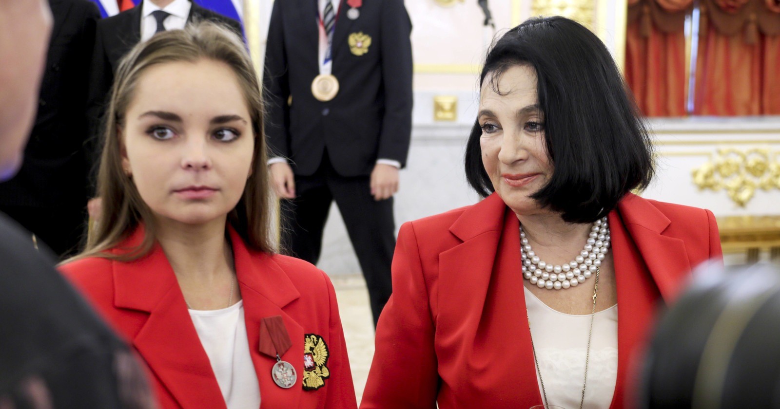 Ирина Винер извинилась перед сестрами Авериными, которых назвала «мокрыми цыплятами».
