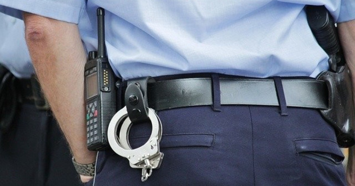 12-летняя ученица начала стрелять в школе под Перми