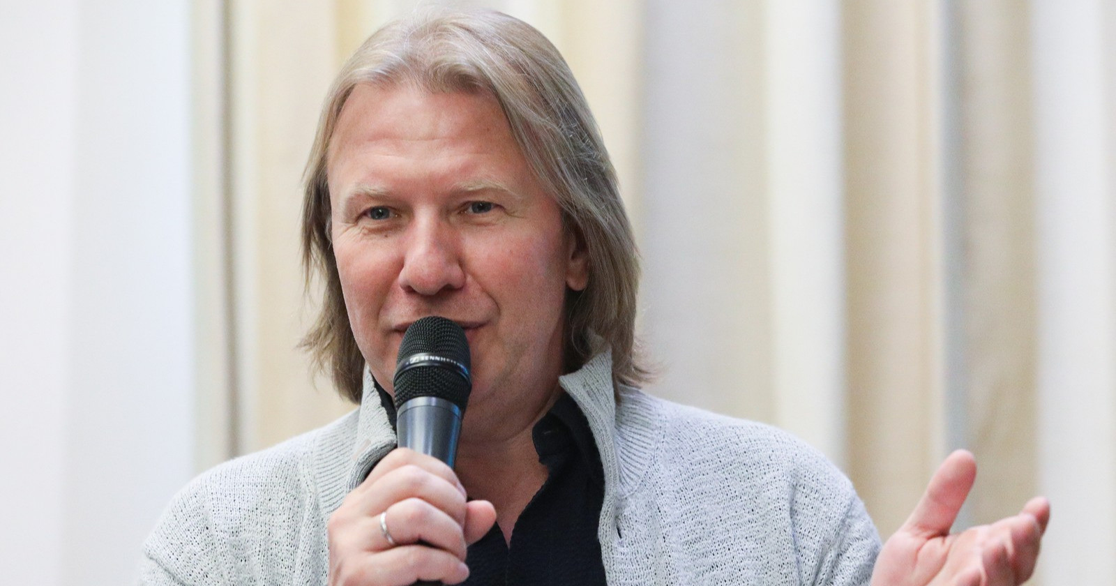 Виктор Дробыш дал совет столкнувшемуся с ним Филиппу Киркорову
