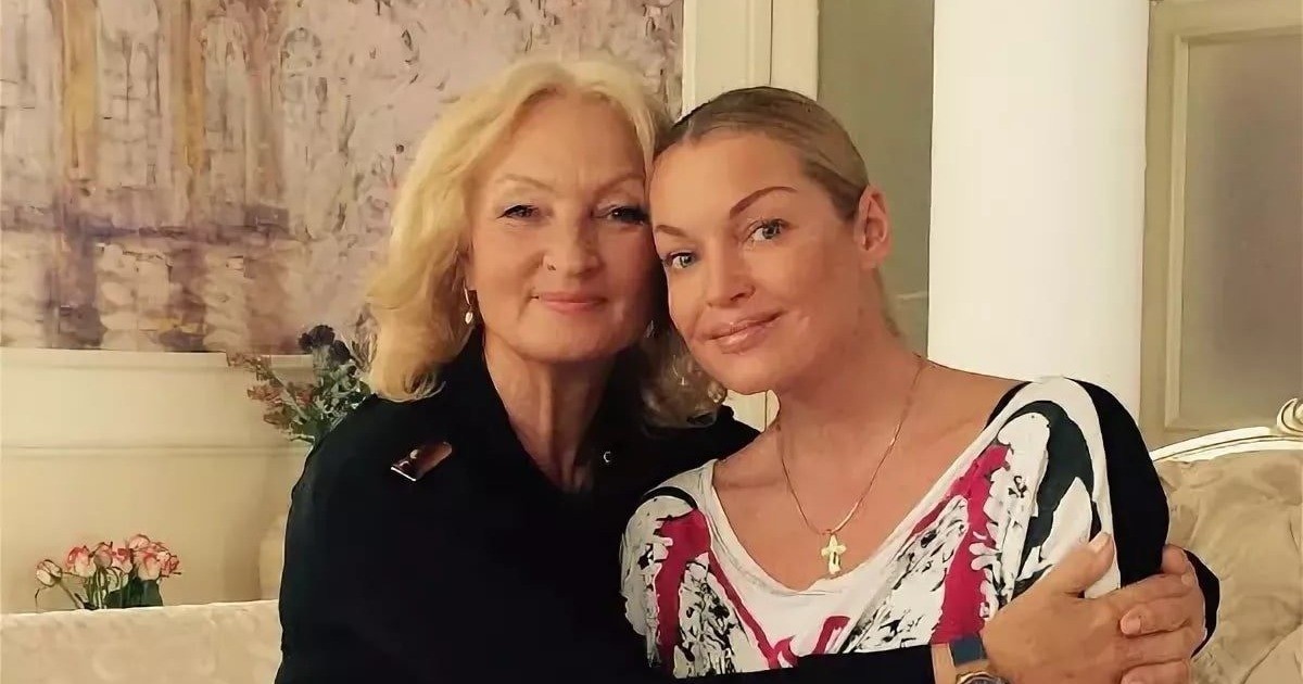 Анастасия Волочкова: «Я давно простила маму, но мы с ней чужие»