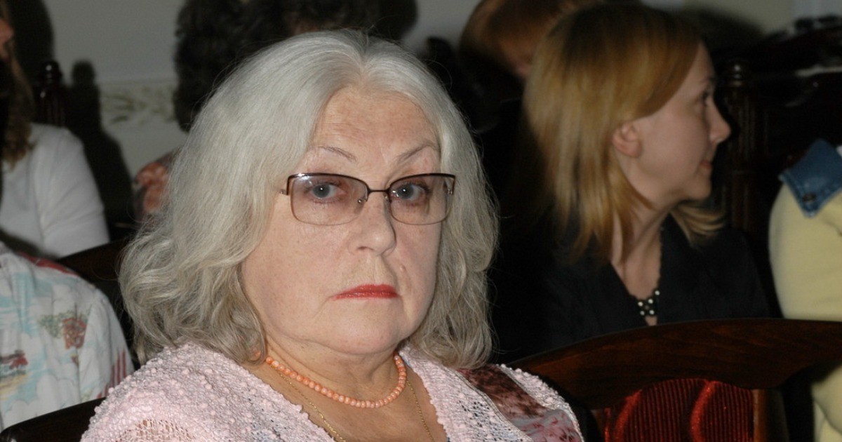 Сын Алибасова готов жениться на Шукшиной, лишь бы вытащить ее из пансионата для престарелых