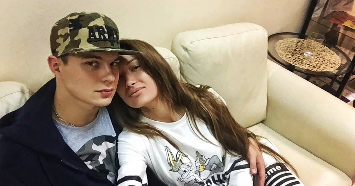 Алена Ашмарина: «Я не знаю, что происходит с Ильей Григоренко.  Раньше он жил с отцом