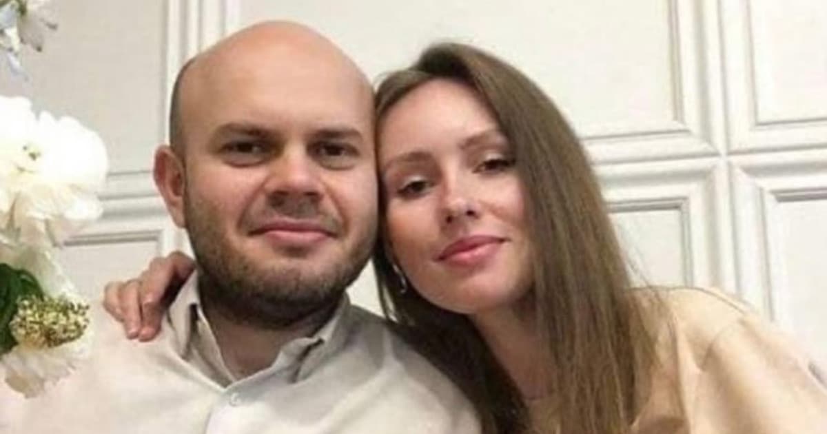 «Взял лопату и начал копать»: муж «мисс Кузбасс» Сапожковой показал место ее захоронения
