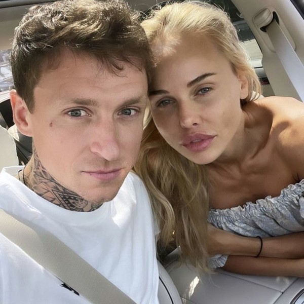 Павел Мамаев с новой женой Павел Мамаев с новой женой