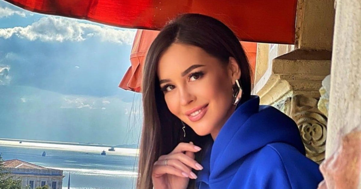 «Что ни туши, а ненависти не избежать»: Анна Бузова опубликовала переписку с матерью