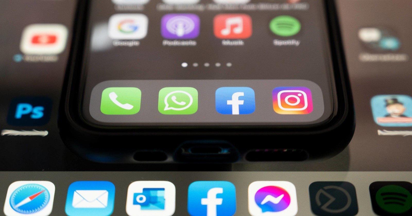 Instagram прекращает работу в России