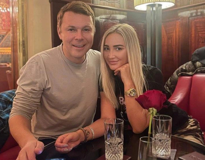 Бузова и Тимофей познакомились в 2000-х Бузова и Тимофей познакомились в 2000-х
