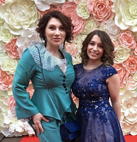 Роза Сябитова с дочерью Ксенией 
