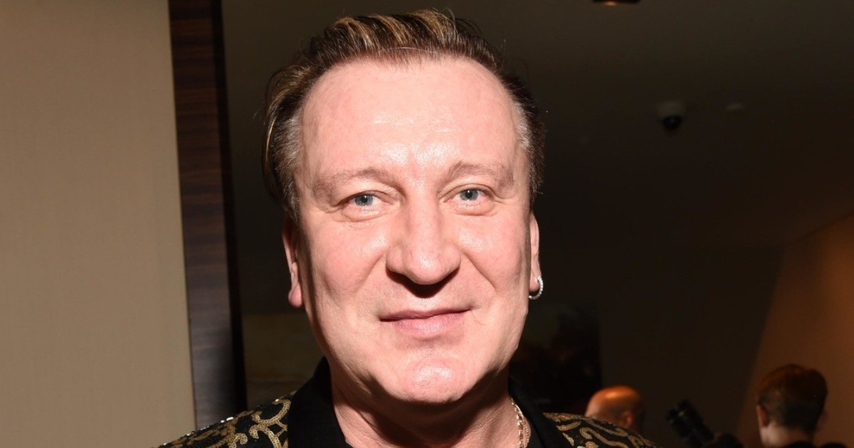 «Со мной часто бывает»: Сергей Пенкин рассказал, как вырезали его дуэт с Таисией Повалий