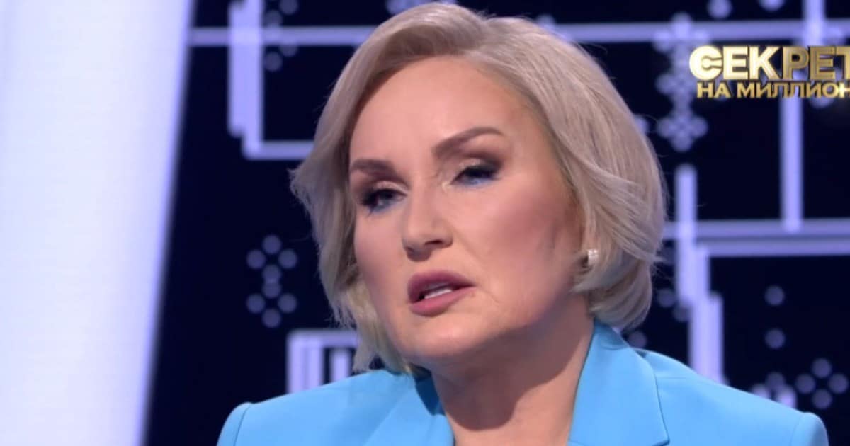 Ольга Шукшина констатировала о болезни: «Постепенно сводит нижнюю челюсть.  Такая адская боль».