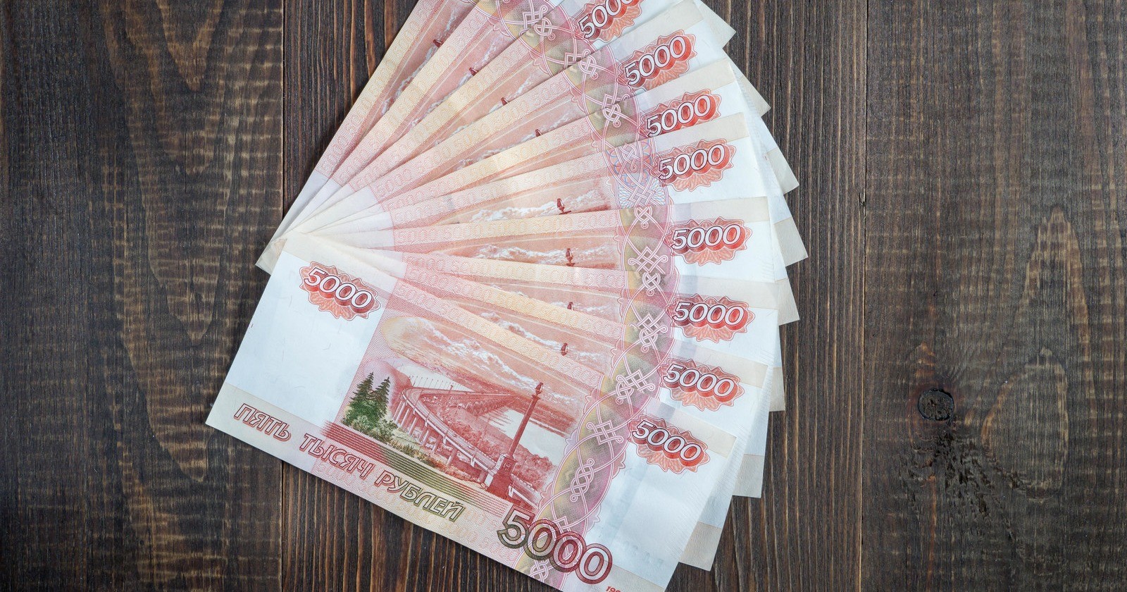 В Москве кассирша забрала у покупателей 40 миллионов и сбежала