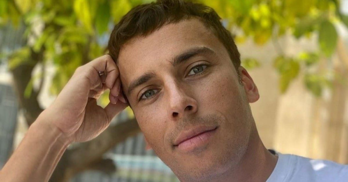 Максим Галкин опубликовал лучезарное семейное фото с банкета по случаю 46-летия