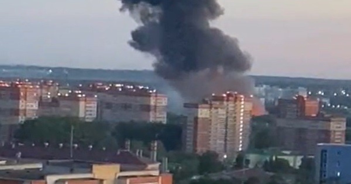 Видео крушения самолета Ил-76.  Четверо погибли