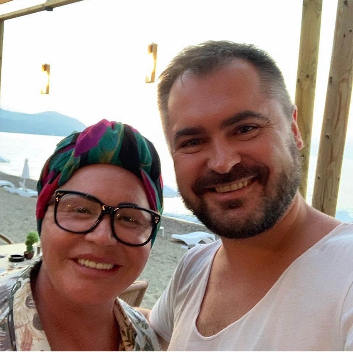 Супруги заявили, что в будущем усыновят ребенка