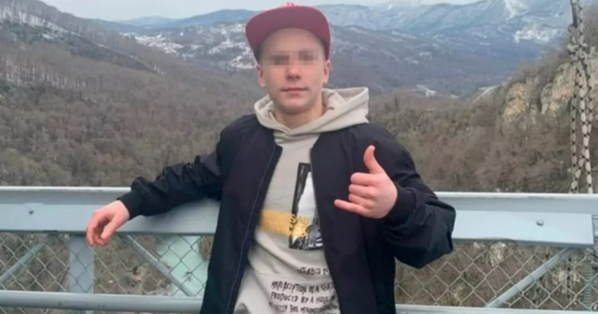В Санкт-Петербурге простились с 14-летним хоккеистом Малковым, погибшим от попадания шайбы в грудь