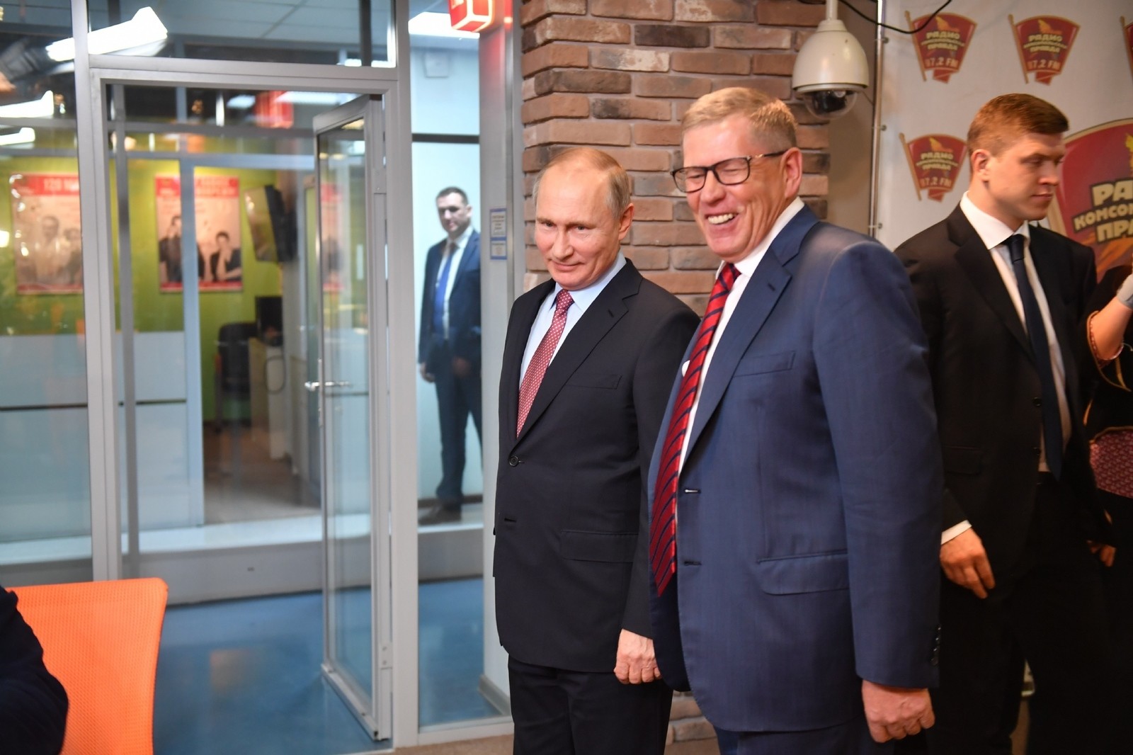 Владимир Путин много раз приходил в «Комсомольскую правду» Владимир Путин много раз приходил в «Комсомольскую правду»