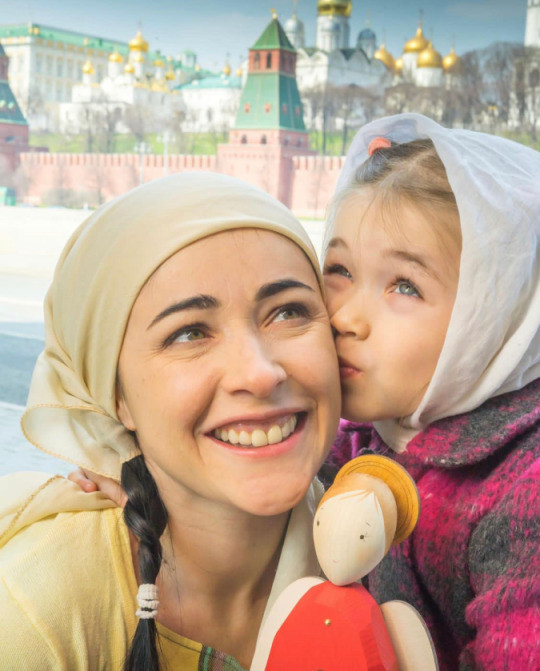 Тихомирова воспитывает 8-летнюю дочь Любаву