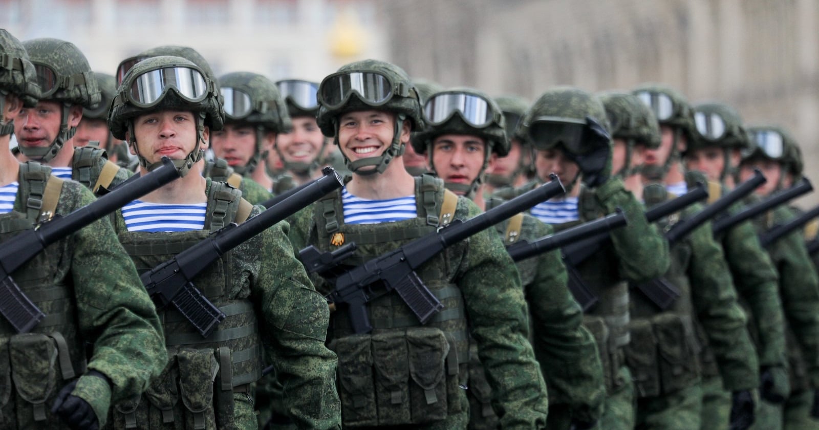 Разбор. Что такое военное положение, и что будет, если его введут в России