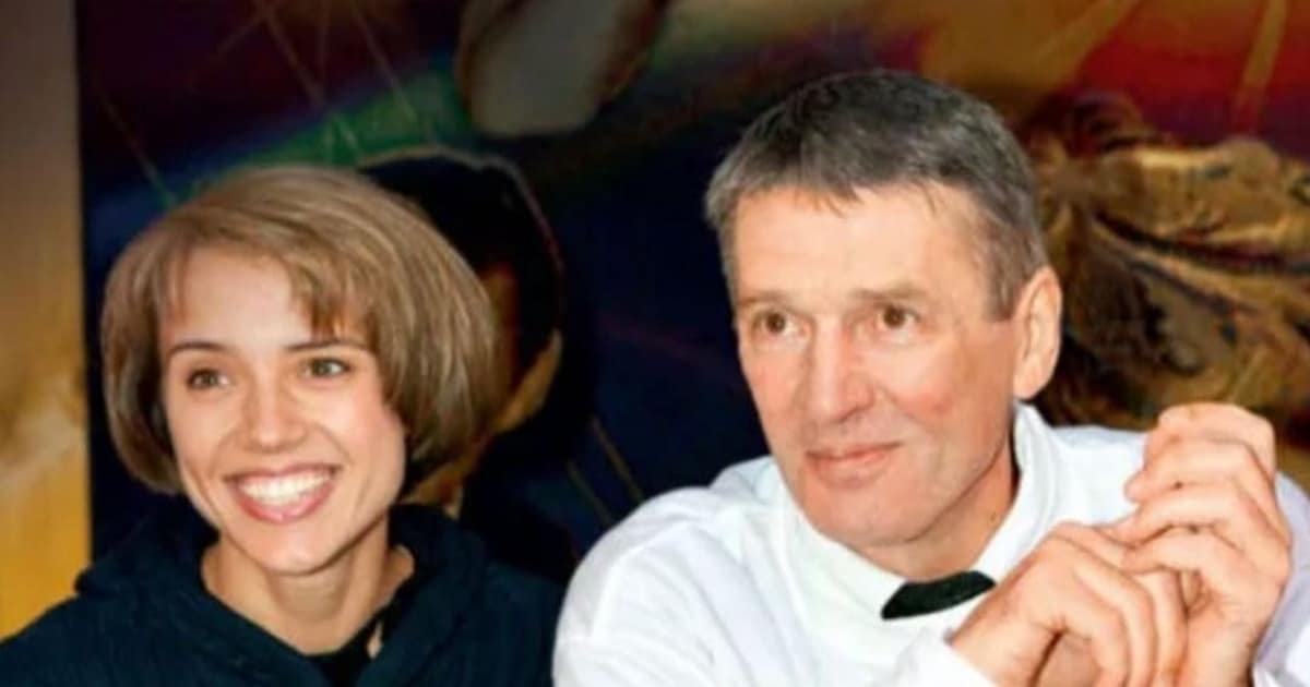 Алферова грустит по Абдулову, Брухунова восхищается Петросяном. Звезды поздравляют с Днем отца