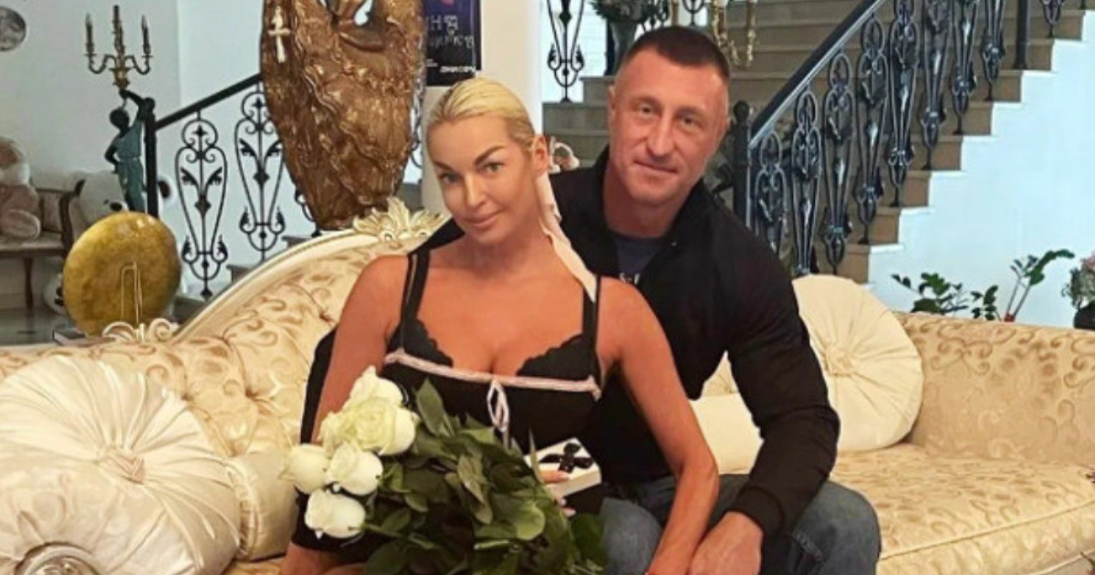 Настя, берегись!  Бывший возлюбленный Волочковой встречается с гадалкой