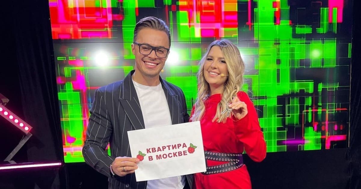 Купин снял виллу на Бали для Донцовой, а Волочкова заигрывает с мойщиком остановок. Соцсети звезд