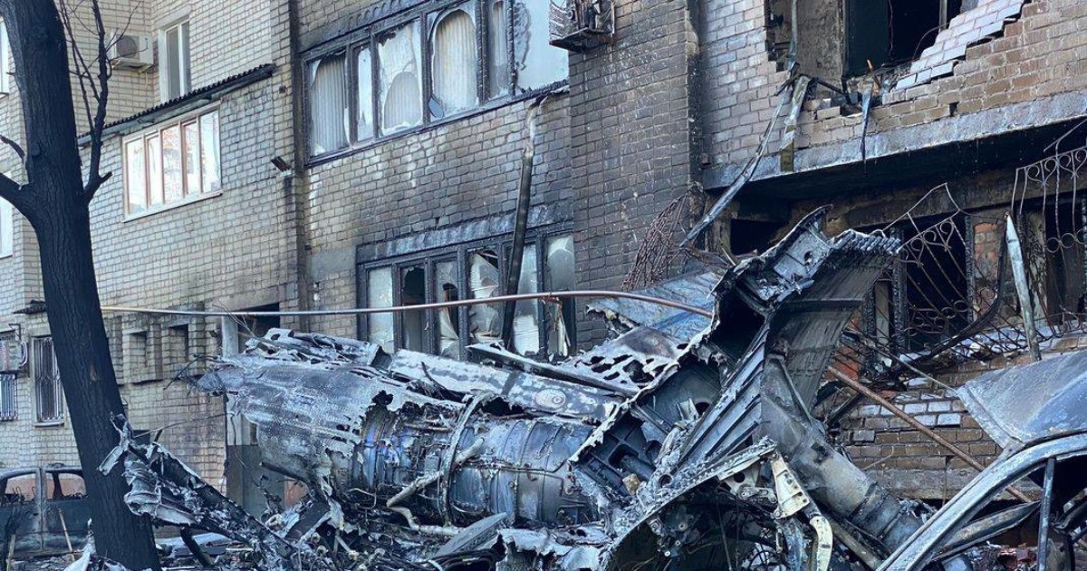 «Задыхаясь в дыму, ждали помощь»: последний звонок семьи, три поколения которой погребены под домом в Ейске