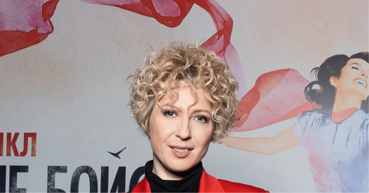 Чурикова оправдывается перед слушателями Терлеевой: «Я не обижала, человек обиделся. Чувствуете разницу?»