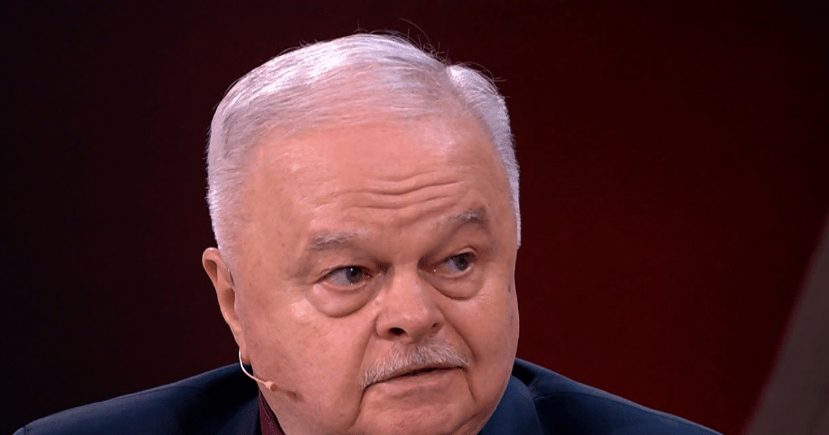 Лечит рак и детей, от которых отказались: почему целителя Валерия Кустова сравнивают с Джуной